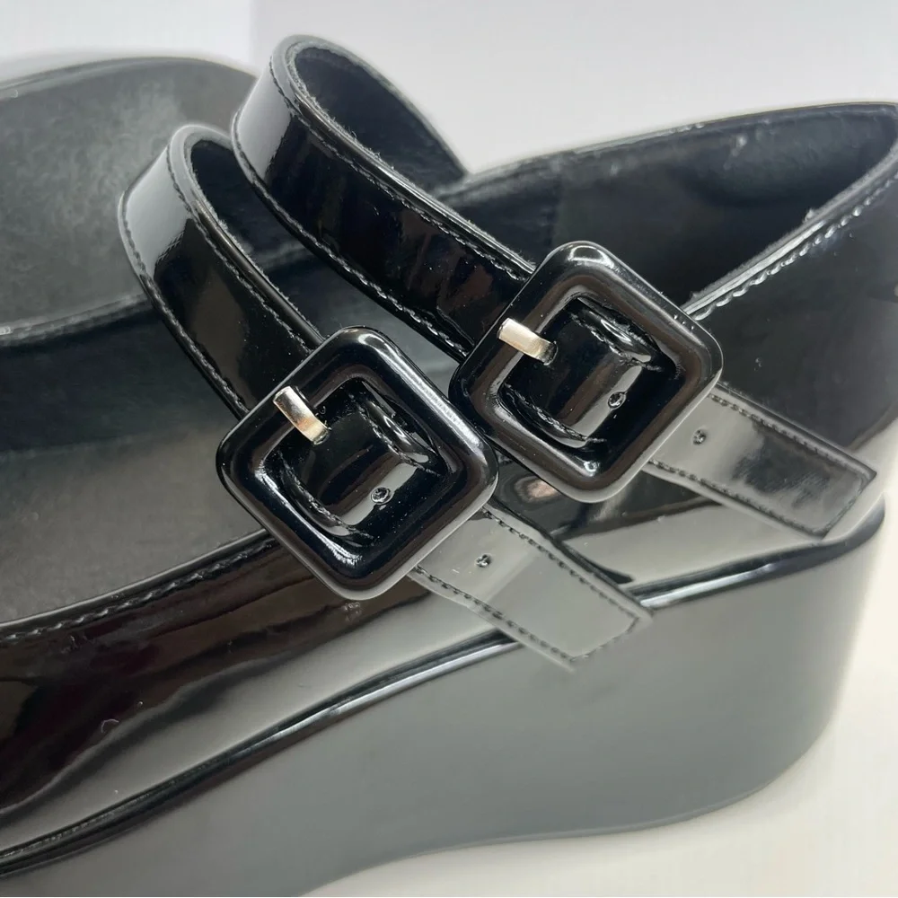 Black Platform Mary Jane Shoes - Picture 9 of 10